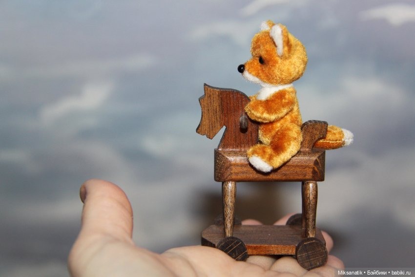 Куклята, зверята и их лошадки