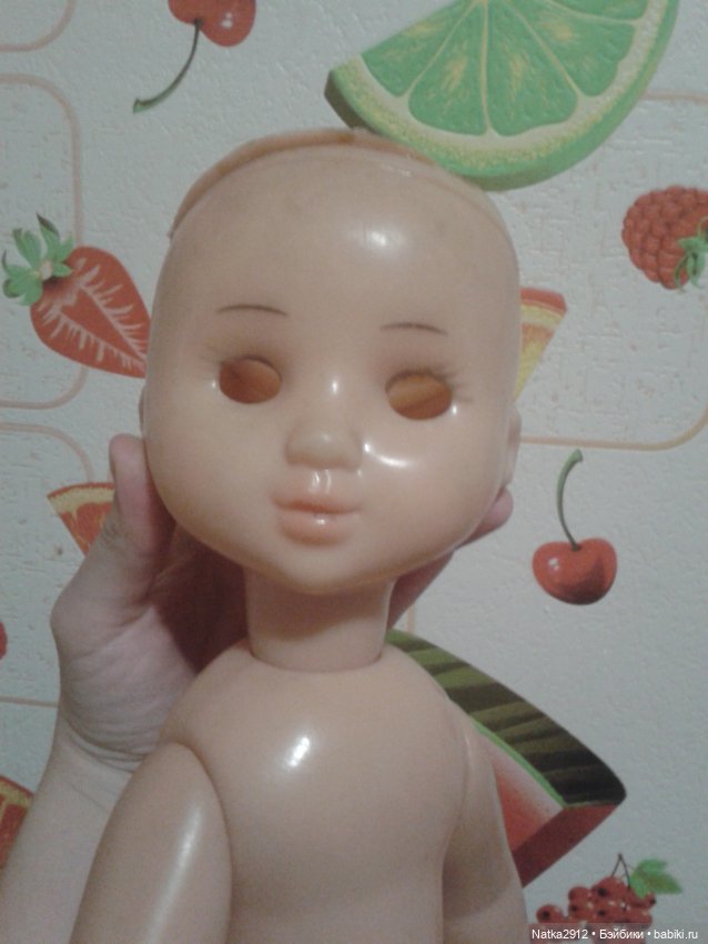 Подскажите как зовут девочку (фото 3)