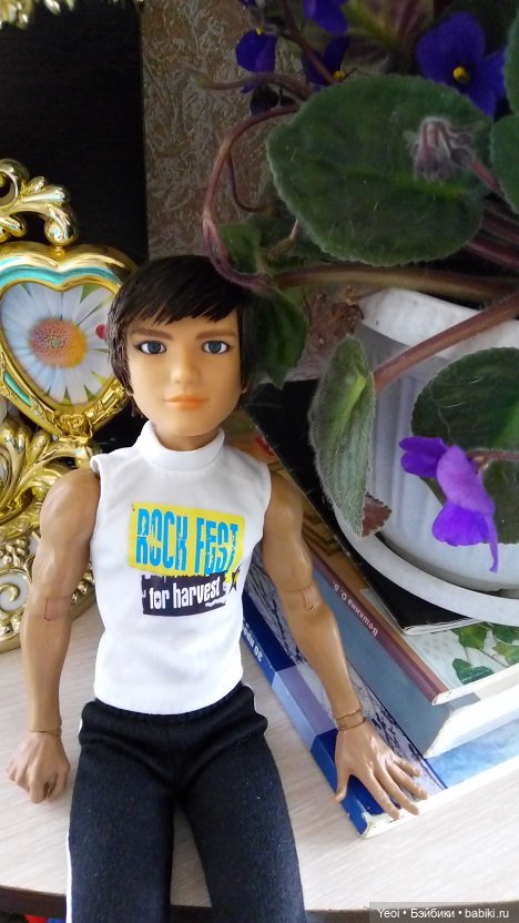 Одежда от куклы Дефа на парне с экшен телом Coolmodel