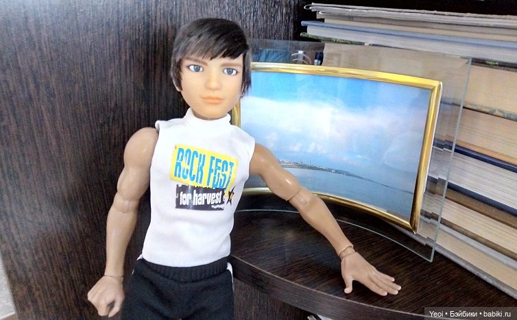 Одежда от куклы Дефа на парне с экшен телом Coolmodel