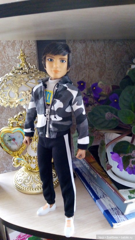 Одежда от куклы Дефа на парне с экшен телом Coolmodel