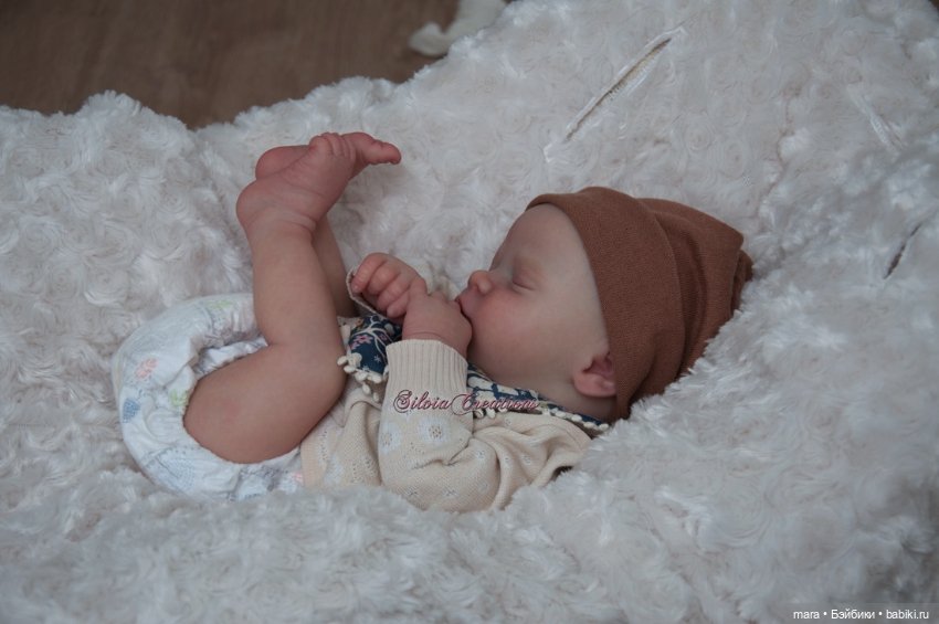 Realborn Christopher asleep, автор прототипа Silvia Ezquerra