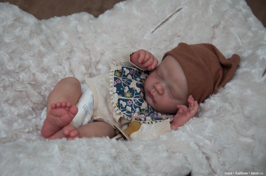 Realborn Christopher asleep, автор прототипа Silvia Ezquerra