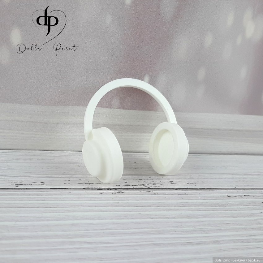Музыка от холода или новые наушники для куклы