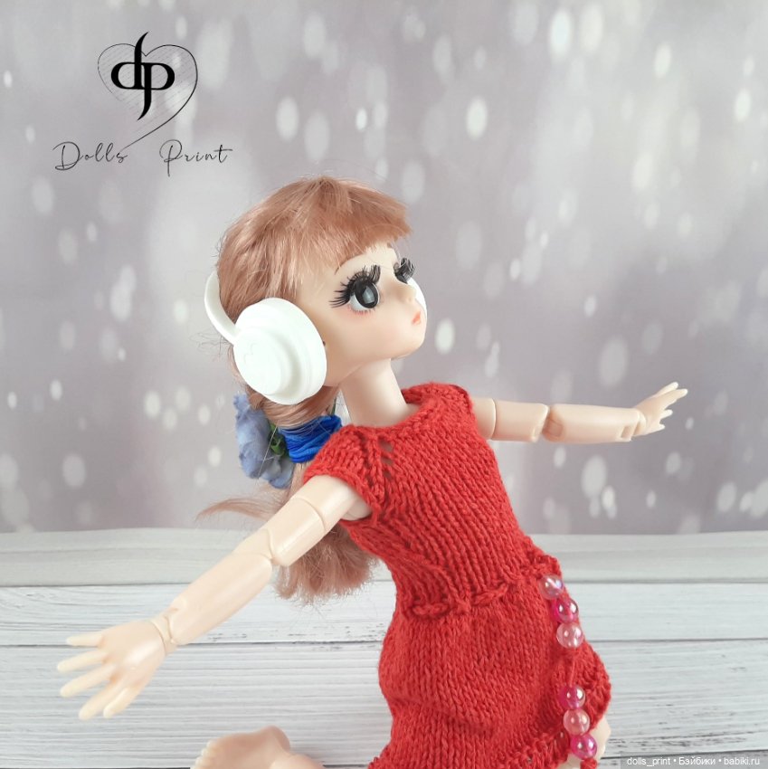 Музыка от холода или новые наушники для куклы (фото 2)