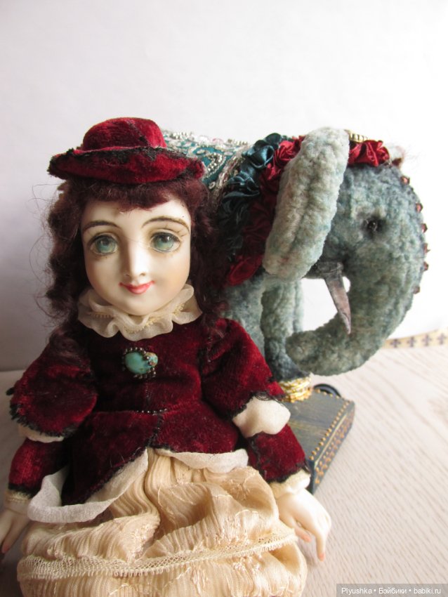 Девочка и слон — Домашние фото авторских игрушек: Тедди