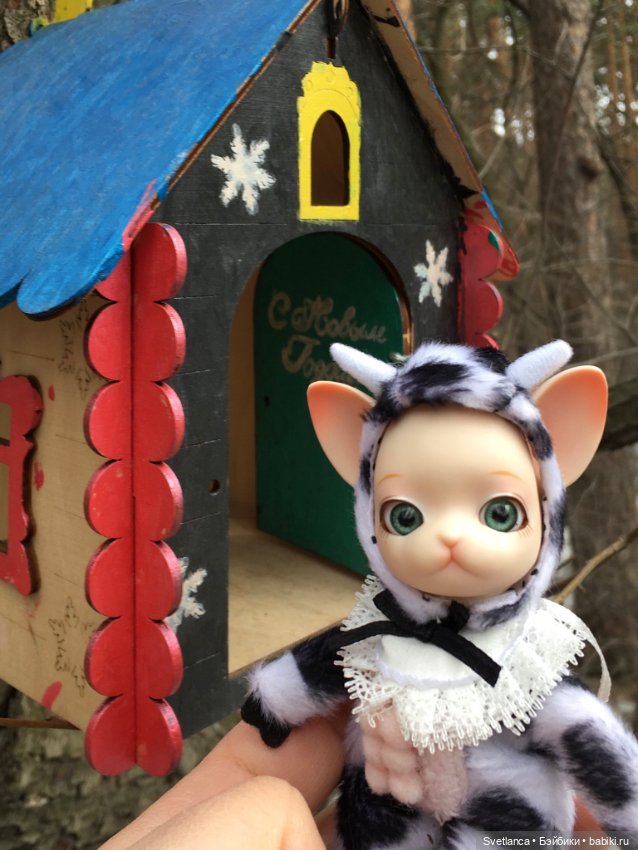 Крошка Pang на лесной прогулке