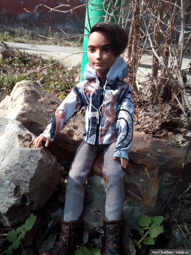 Прогулка во дворе с племянницами: Хантер, Гаррет и фигурки. 01 (фото 9)