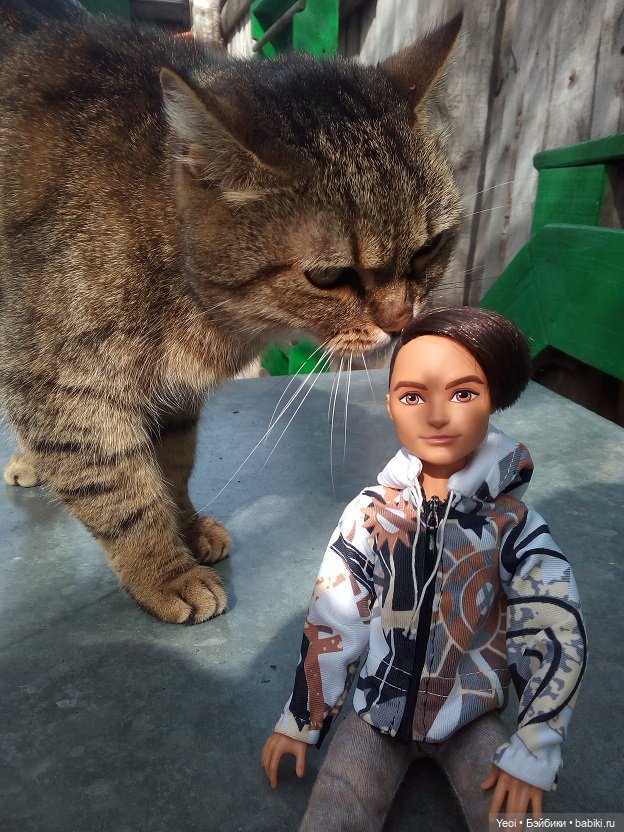 Прогулка во дворе с племянницами: Хантер, Гаррет и фигурки. 02 (фото 3)