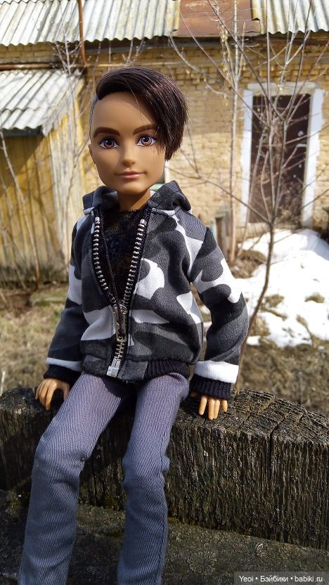 Прогулка во дворе с племянницами: Хантер, Гаррет и фигурки. 02 (фото 5)