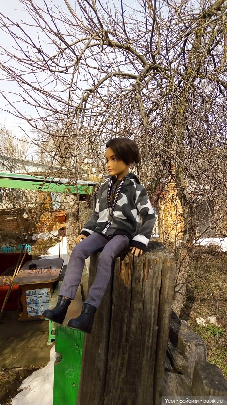 Прогулка во дворе с племянницами: Хантер, Гаррет и фигурки. 02 (фото 7)