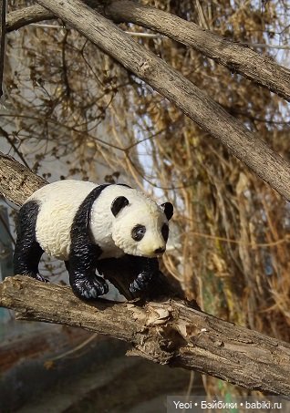 Прогулка во дворе с племянницами: Хантер, Гаррет и фигурки. 02