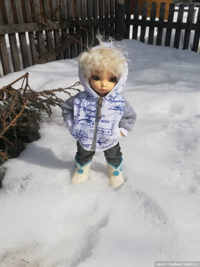 Это в городе тепло и сыро, а за городом - зима, зима, зима