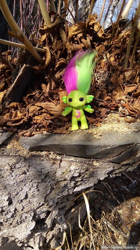 Прогулка с зельфом и дракончиками. Фигурки