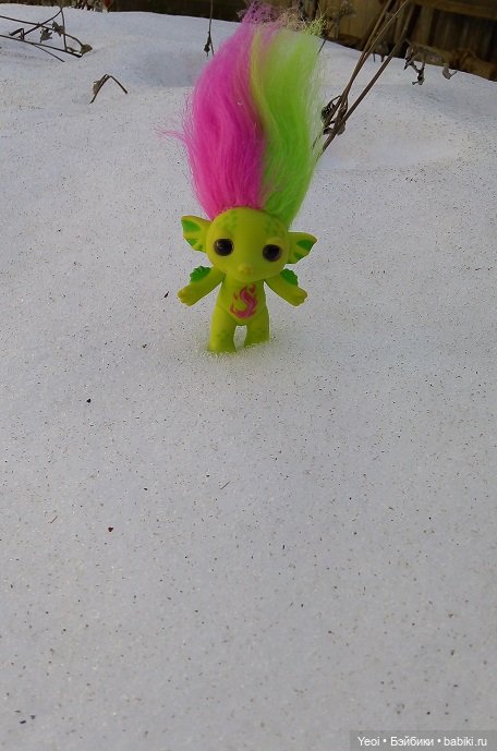 Прогулка с зельфом и дракончиками. Фигурки