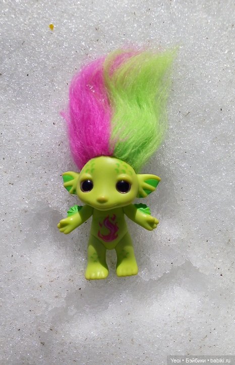 Прогулка с зельфом и дракончиками. Фигурки