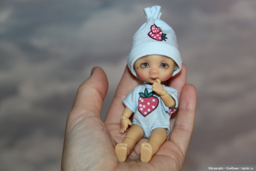 Жизнь маленькой Софии - IttyBritt от Nikki Britt