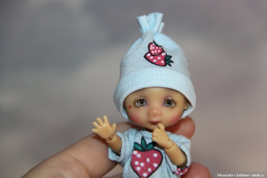 Жизнь маленькой Софии - IttyBritt от Nikki Britt