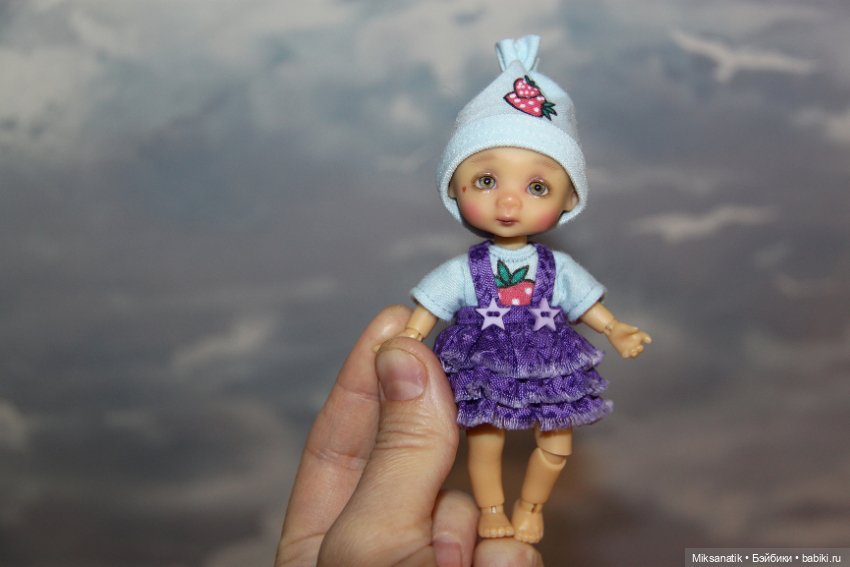 Жизнь маленькой Софии - IttyBritt от Nikki Britt