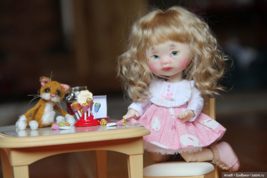 Сидим дома. Главное, чтоб конфеты не кончились (фото 6)