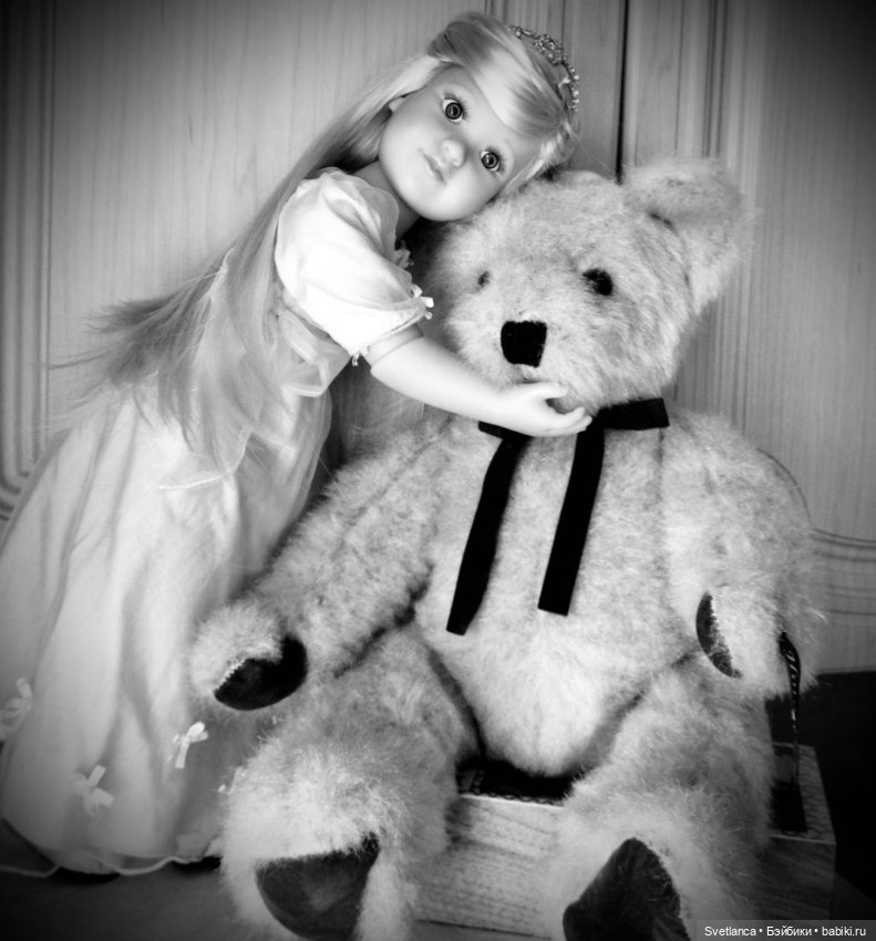 Лучшие друзья куколок... Медведи! Ч/б фото (фото 5)