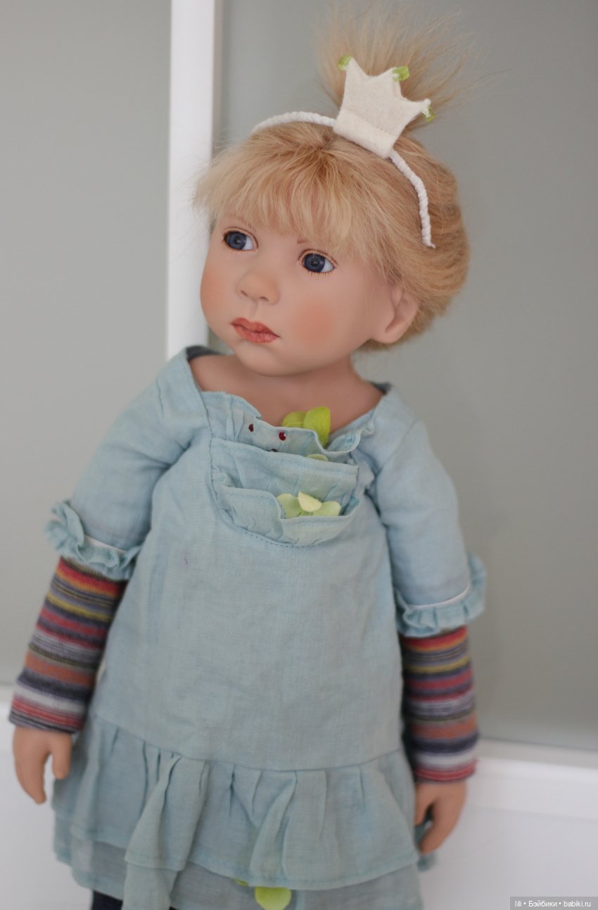 Принцесса Fenja Zwergnase рост 40 см коллекция 2009 года (фото 4)