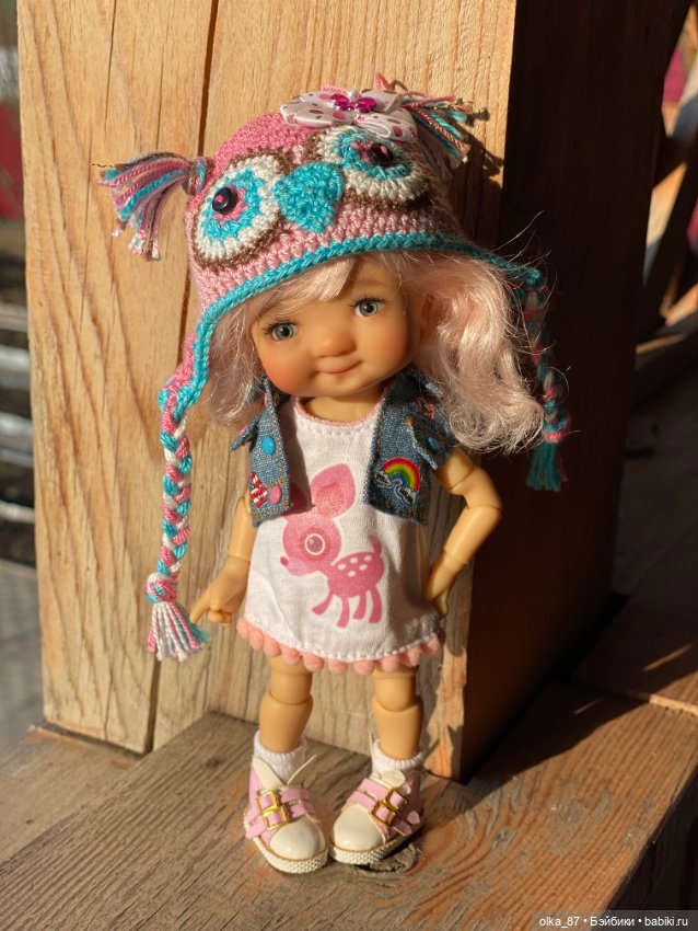 Патти и Кирра, девочки на прогулке