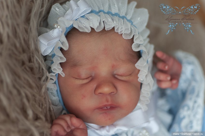 Mia скульптора Ирины Капланской, автор прототипа Symara Feitosa