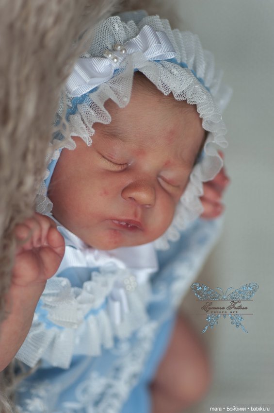 Mia скульптора Ирины Капланской, автор прототипа Symara Feitosa