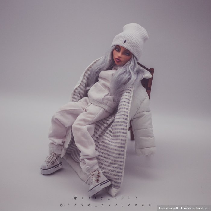 Билли Айлиш ООАК на базе Бладгуд МХ (фото 7)