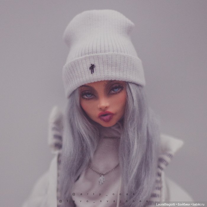 Билли Айлиш ООАК на базе Бладгуд МХ (фото 4)