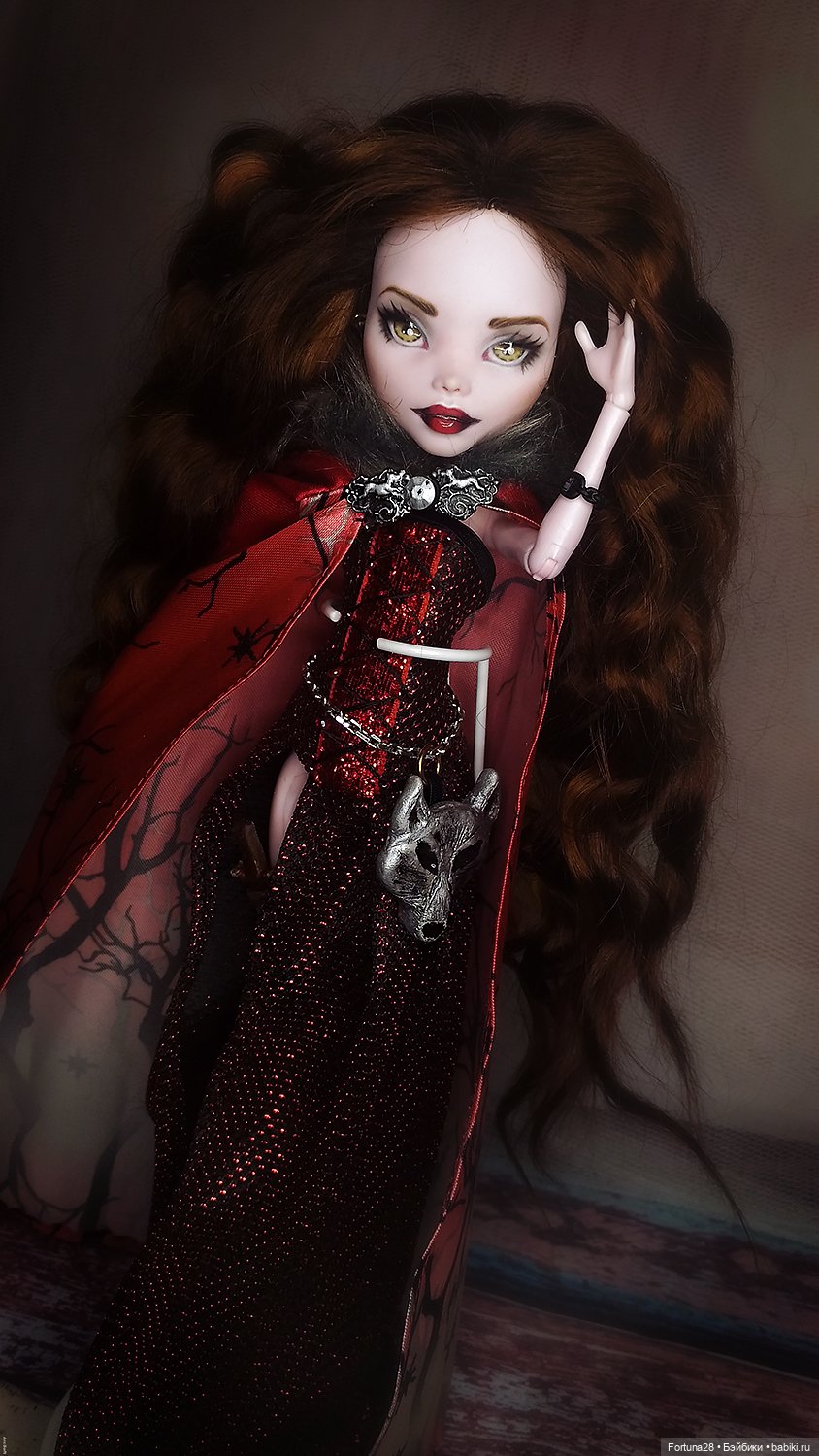 Красная шапочка - охотница на волков (фото 8)