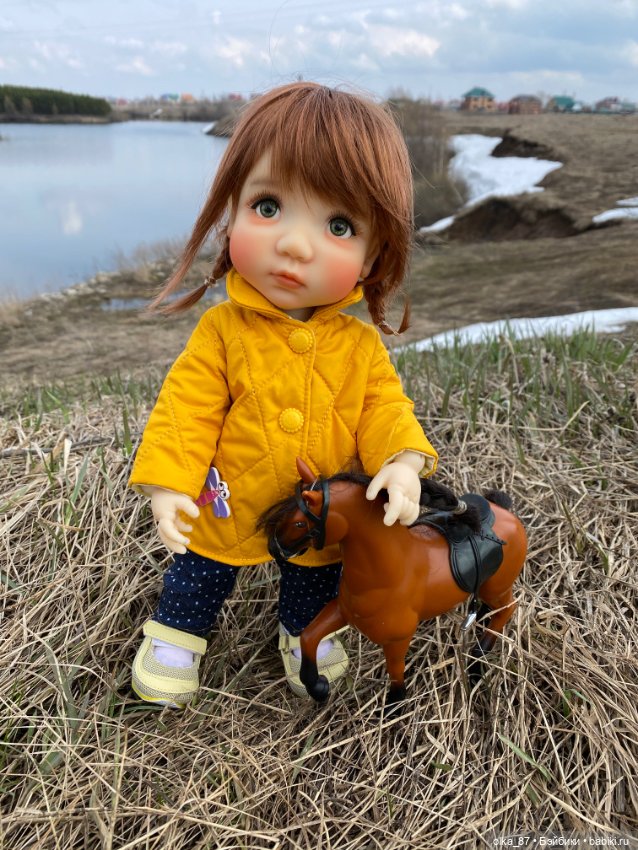 Весенняя прогулка с Майей