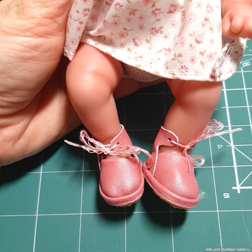 Мастер-класс: туфельки для Пепиты с выкройкой (фото 6)