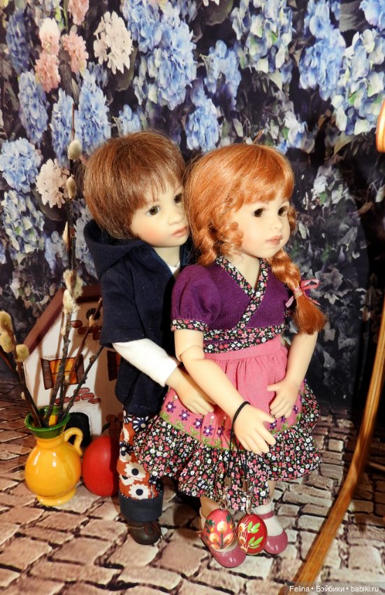 Куличей отведать гору и вагон яиц побить, Счастья, радости, здоровья, в Пасху радостным лишь быть