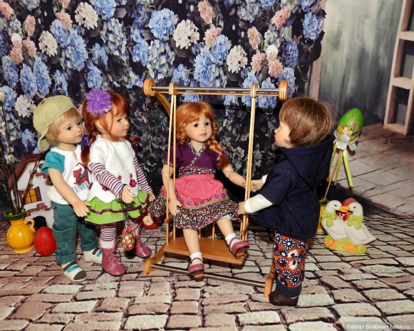 Куличей отведать гору и вагон яиц побить, Счастья, радости, здоровья, в Пасху радостным лишь быть