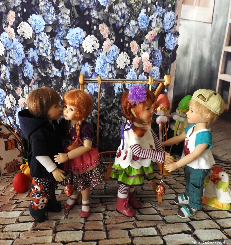 Куличей отведать гору и вагон яиц побить, Счастья, радости, здоровья, в Пасху радостным лишь быть