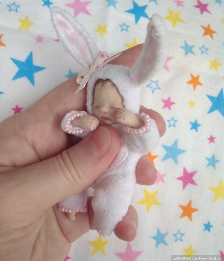 Крошка кролик — Авторские миниатюрные куклы: лепка (фото 2)