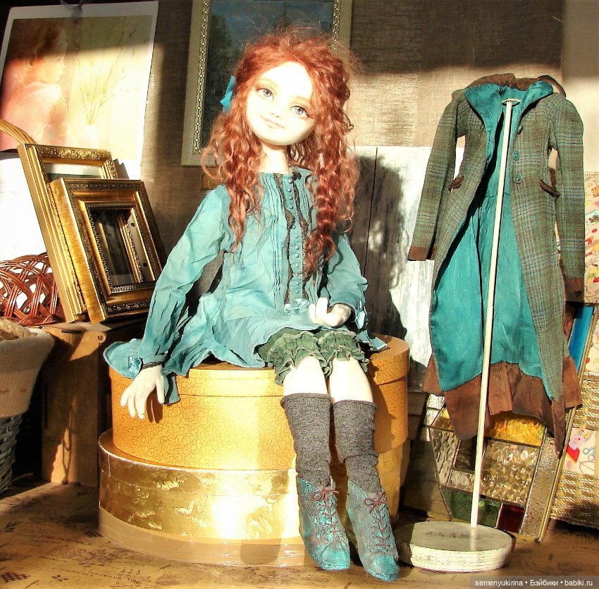 Рыжая - не значит ведьма. Авторская текстильная кукла (фото 2)