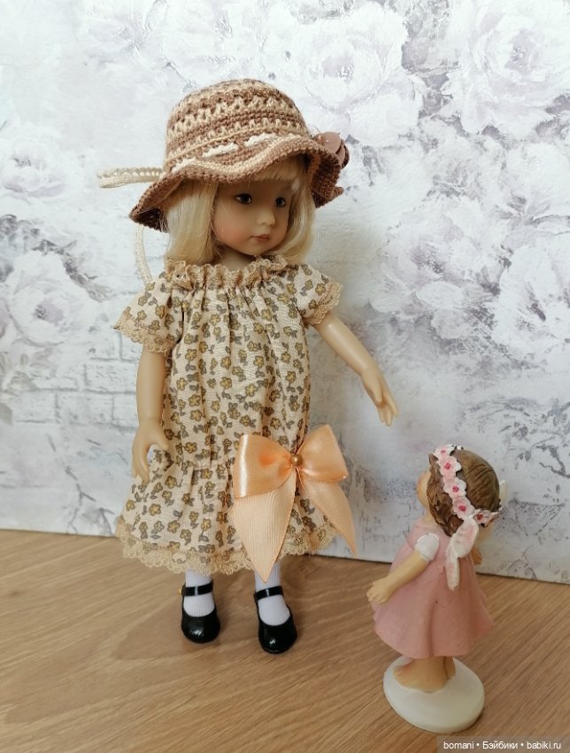 Снежка любит наряжаться. Новые наряды для Бонеки