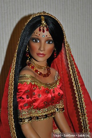 Кукла фарфоровая "Невеста Индианка" (фото 8)