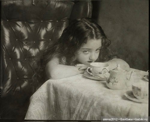 Ах, Алиса! Фотохудожника Владимира Клавихо-Телепнева