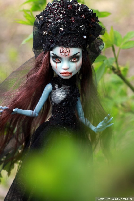 Вампиры не всегда спят ночью (фото 7)