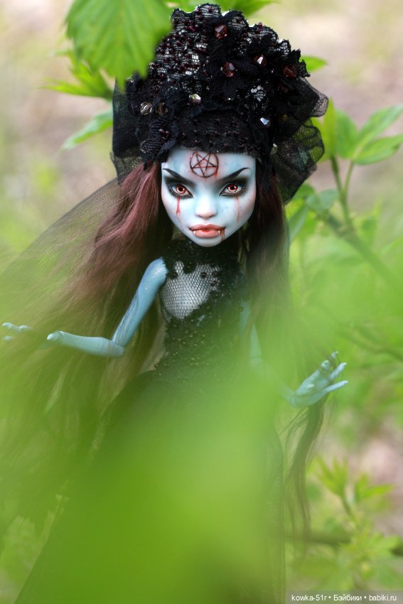 Вампиры не всегда спят ночью (фото 9)