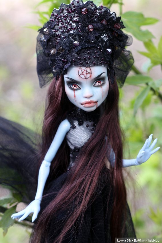 Вампиры не всегда спят ночью (фото 3)