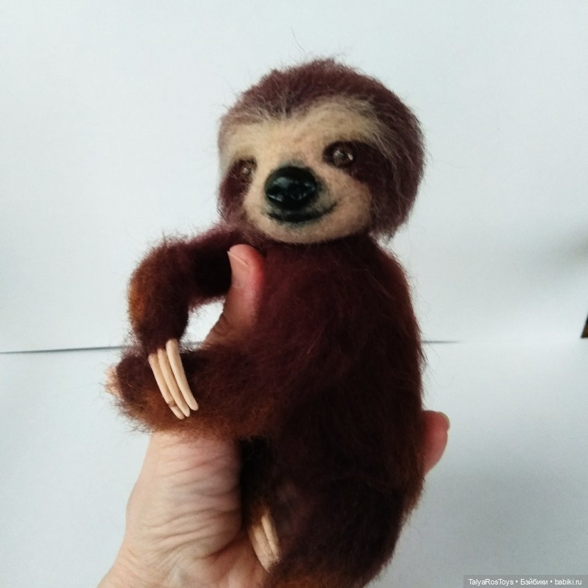 Ленивцы в разных техниках