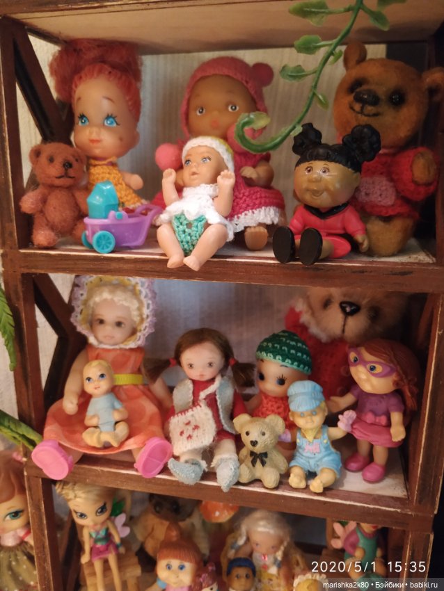 Кукольный шкафчик — Домашние коллекции кукол: фото собраний (фото 2)