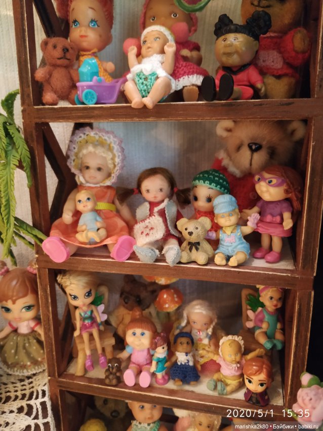 Кукольный шкафчик — Домашние коллекции кукол: фото собраний (фото 3)