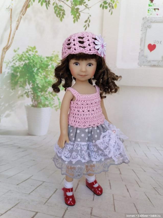 Красная шапочка из семейства Heartstring Dolls (фото 6)