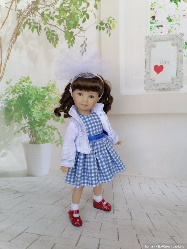 Красная шапочка из семейства Heartstring Dolls (фото 5)